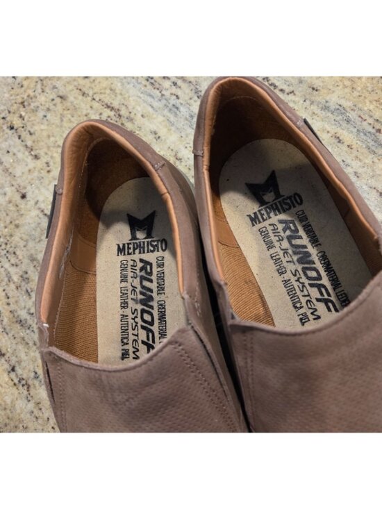 Mephisto Valter  Beige Men Shoe Size 9.5 Suede Slip on Loafer Great condition